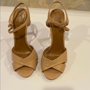 Tory Burch tan heels